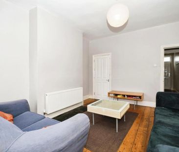 5 bedroom terraced house to rent - Photo 2