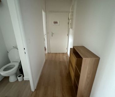 Appartement Saint Nazaire 2 pièce(s) 48.86 m2 - Photo 2