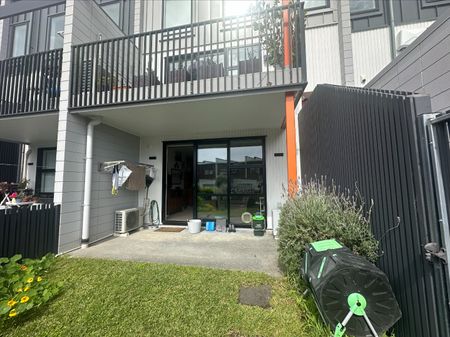 274 Hobsonville Point Road, Hobsonville, Auckland - Photo 2