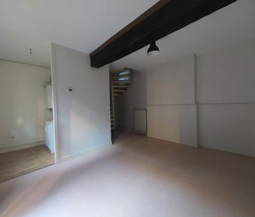 LOCATION APPARTEMENT T2, POITIERS, CENTRE-VILLE - Photo 1