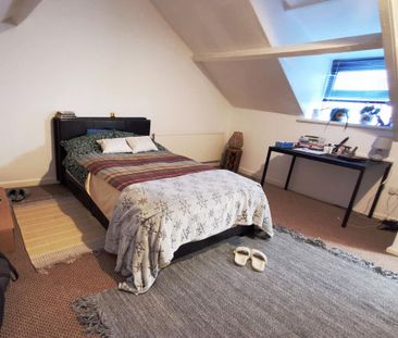 3 bedroom terraced house to rent - Photo 4