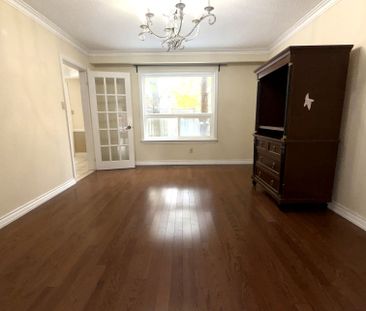 For Lease - 6 Winding Court, Toronto, Ontario - Photo 3