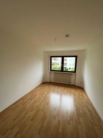 Großzügige 3-Zimmer-Wohnung mit Süd-West-Balkon - Foto 5