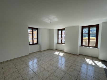 St-Imier, bel appartement de 4 pièces au 2ème étage avec ascenseur - Photo 2