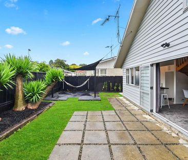 Modern Living on Naylor - Photo 1