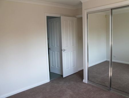 2/306 Terrigal Drive, Terrigal NSW 2260 - Townhouse For Rent | Domain - Photo 2