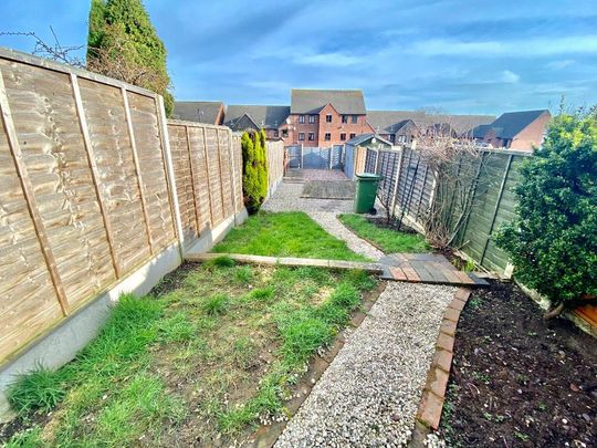 3 bedroom terraced house to rent - Photo 1