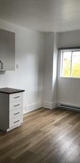 Beau 6 1/2 à louer à Verdun - Photo 1