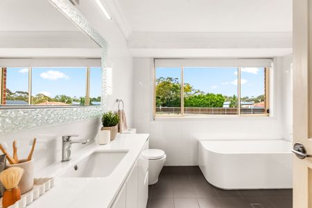 Effortless Single-Level Living - Photo 5