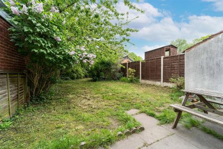 4 bedroom house to rent - Photo 2