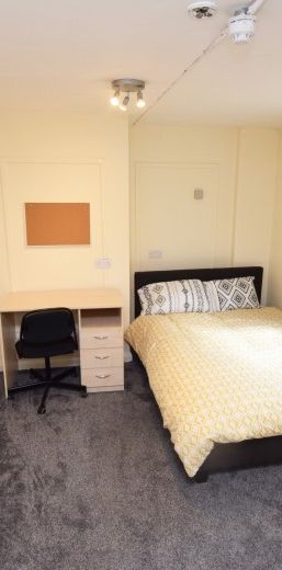 Room 1 - Photo 1