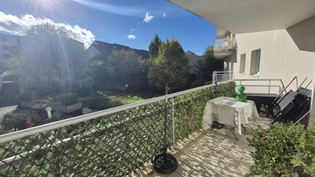 Location Appartement 4 pièces 81m² Y 80190 - Photo 3