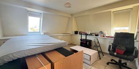 Appartement te huur in Roeselare voor € 700 met 2 slaapkamers - Photo 4