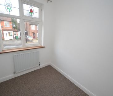 3 bed Semi-Detached House for Rent - Photo 4