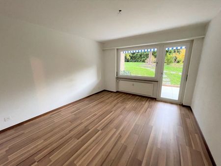 Moderne 4.5 Zimmer Parterre Wohnung in Biel! - Foto 3
