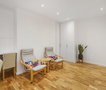 Studio to rent - Photo 3