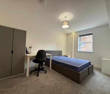 2 bedroom flat to rent - Photo 3