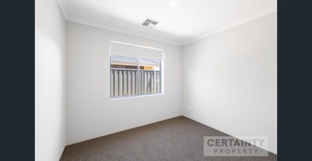 Charming 2-Bedroom Home in Tranquil Byford - Photo 3