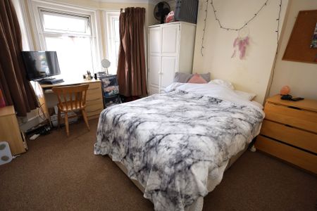 Parker Road, Bournemouth, BH9 - Photo 3