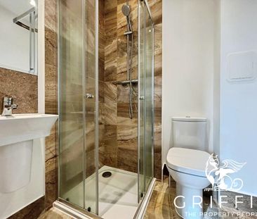 Britten Avenue, Basildon, SS14 - Photo 5