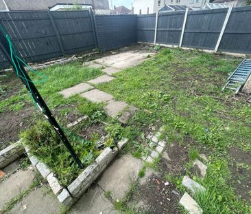 To Let: Chiltons Avenue, Billingham, Stockton on Tees, TS23 1JE - Photo 2
