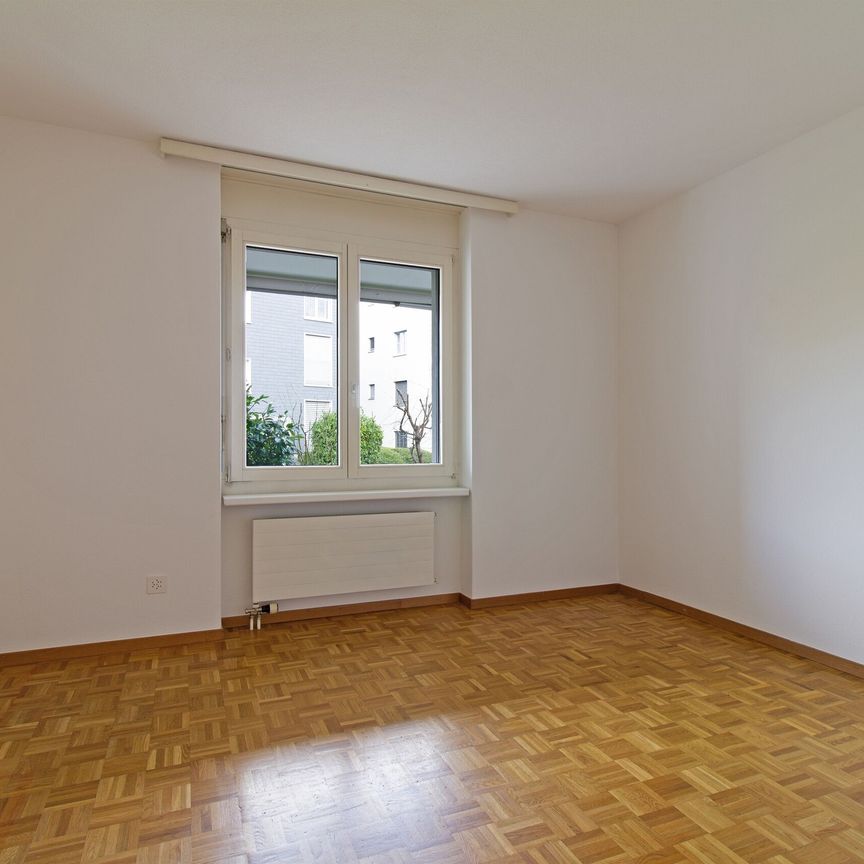 Charming apartment with sunny balcony - Foto 1