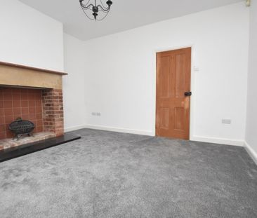 2 bedroom House To Let - Photo 3