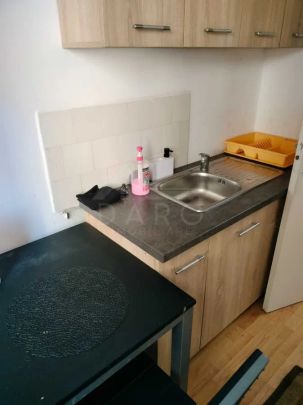 Dau în chirie apartament cu 2 camere in Tudor,Tg Mureș - Photo 1