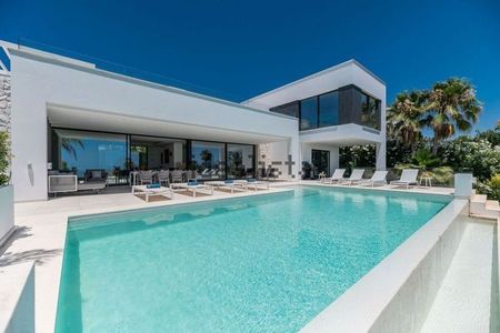 Alquiler de casa o chalet independiente en Calle Budapest - Photo 2