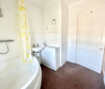 2 bedroom detached to rent Crown Walk, St. Ives, PE27 - Photo 2