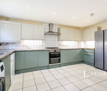 1 bedroom property to rent Chipmunk Chase, Hatfield, Hertfordshire,... - Photo 2