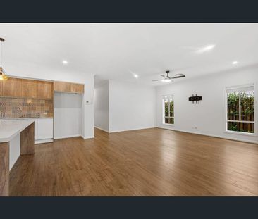 28 Perring Crescent, Rochedale, Qld 4123 - Photo 1