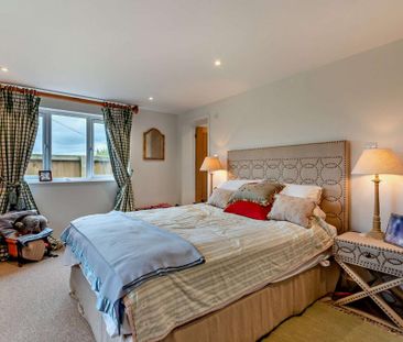 3 bedroom detached house to rent - Photo 6