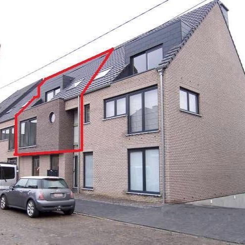 Luxueuze 3 slaapkamer duplex. Met grote garage en kelderberging. - Photo 1