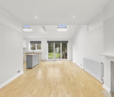 3 bedroom detached house to rent - Photo 5