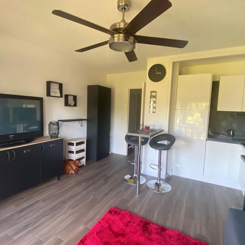 Six Fours les Plages, 83140 - Photo 1