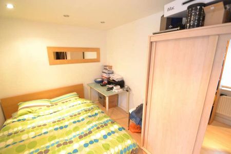 Betsham Street, Hulme, Manchester, M15 - Photo 4