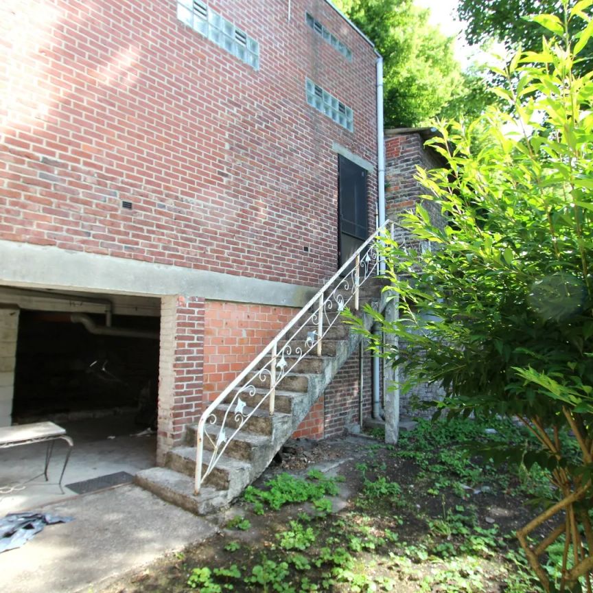 LUXE APPARTEMENT MET GROOT TERRAS - GELIJKVLOERS - Photo 1