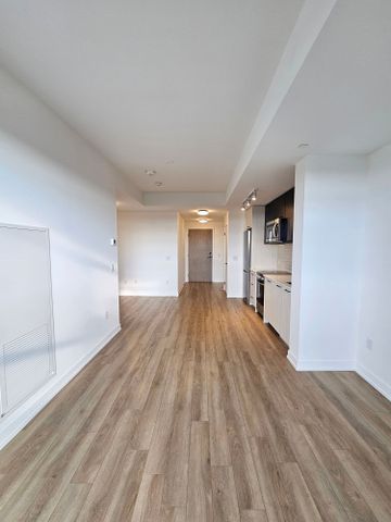 For Lease - 2300 St Clair Avenue Unit# 901, Toronto, Ontario - Photo 2