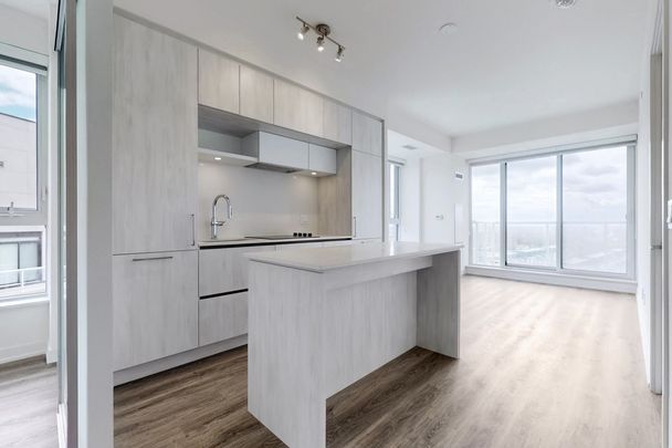 For Lease - 2 David Eyer Road Unit# 1130, Richmond Hill, Ontario - Photo 1