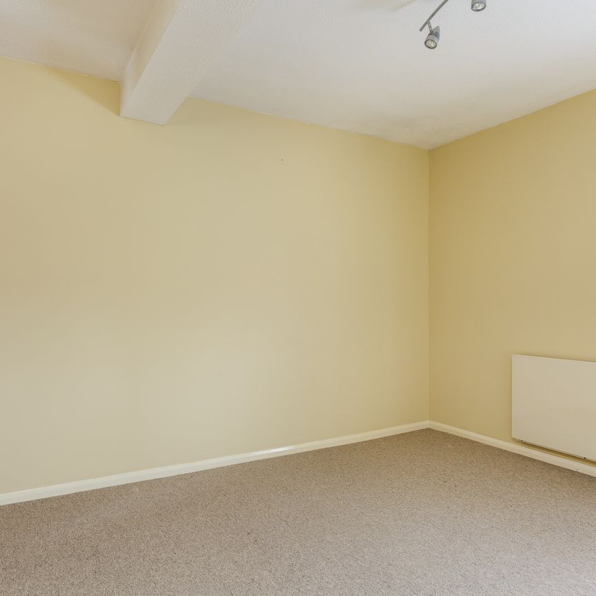 1 bedroom apartment to rent Lower Quay, Fareham, PO16 - Photo 1