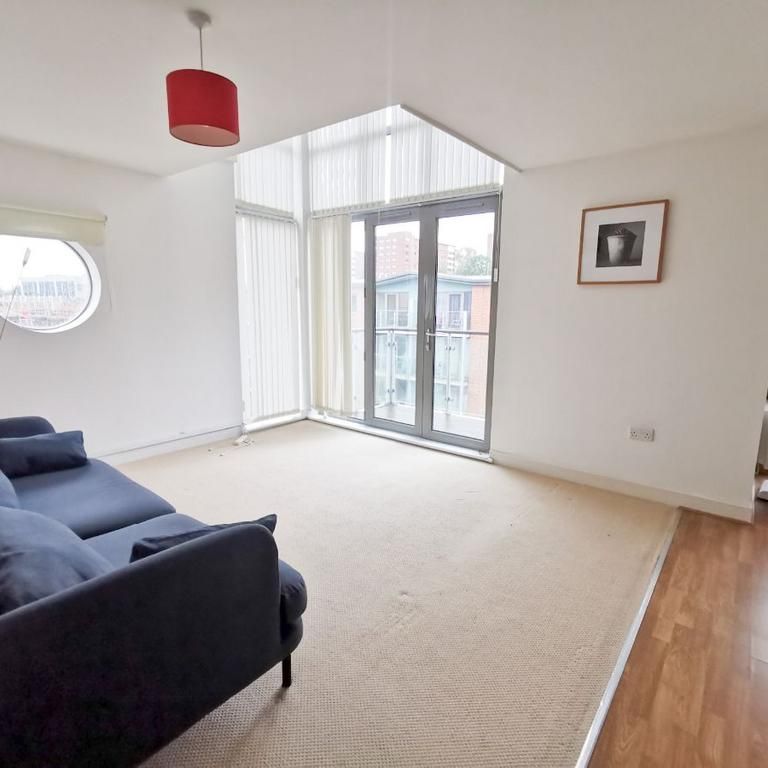 3 bedroom apartment to rent - Photo 1