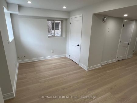 For Lease - 888 Rexton Drive Unit# Bsmt, Oshawa, Ontario - Photo 4