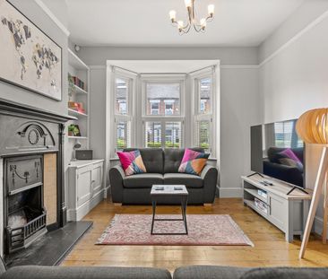 3 Bed Terraced House, De Montfort Road, RG1 - Photo 2