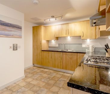 Marrowbone Slip, Plymouth - Photo 5