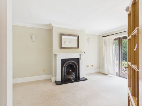 Ledborough Gate, Beaconsfield,HP9 - Photo 1