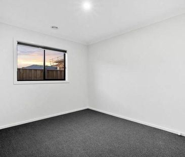 Home with Comfort and Convenience - Photo 2