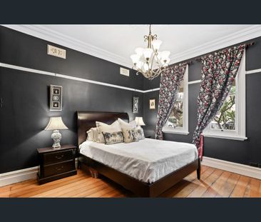 Charming Character filled home with plenty of ROOM to move ! ! ! - Photo 3