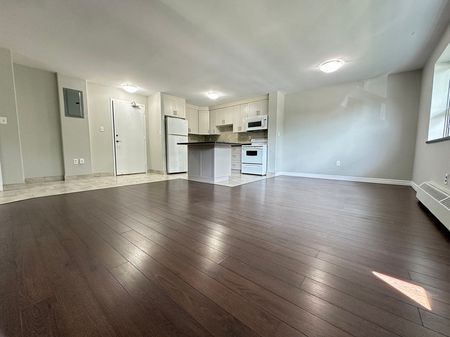 apartments at 473 Linwell Road - Photo 3