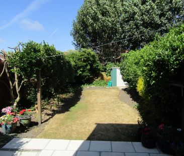 2 bedroom cottage to rent - Photo 1